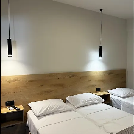 Lunar Modern Boutique 4*