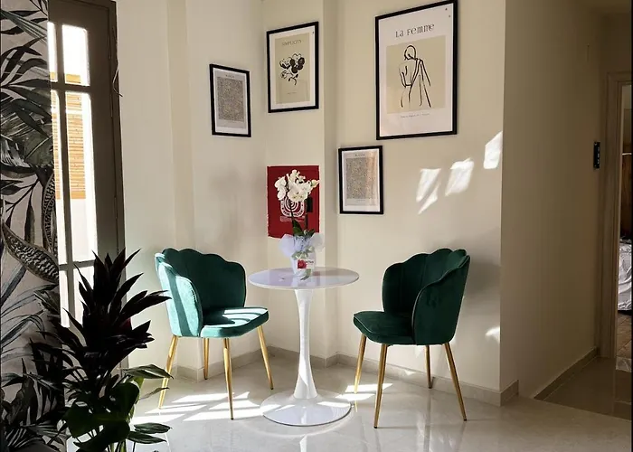 Lunar Modern Boutique