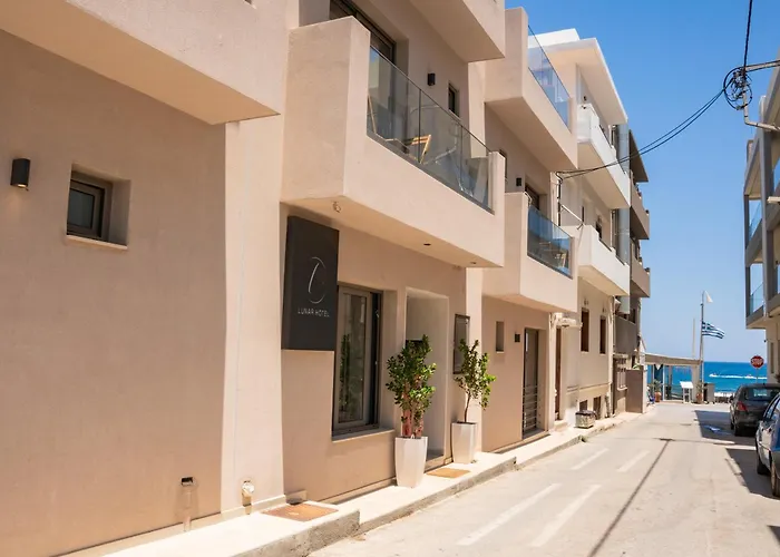 Lunar Modern Boutique מלון 4*