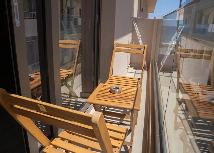 Lunar Modern Boutique