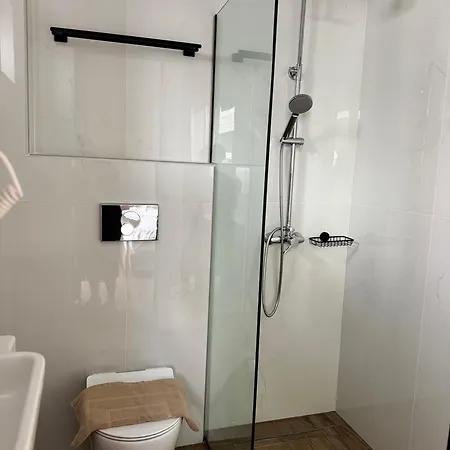 Готель Lunar Modern Boutique Херсонісос