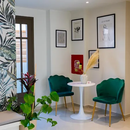 Lunar Modern Boutique