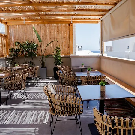 Lunar Modern Boutique