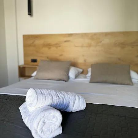 Lunar Modern Boutique Hersonissos (Crete)