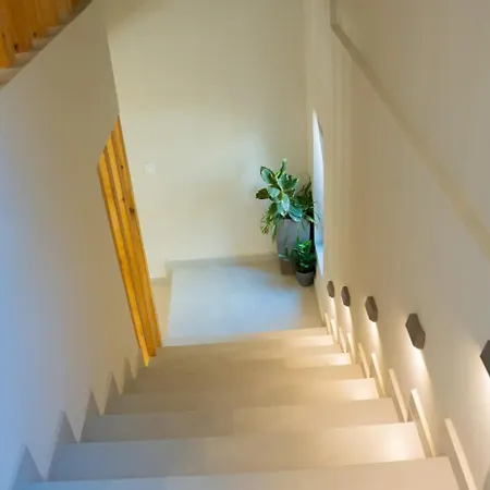 Lunar Modern Boutique Hotel 4*