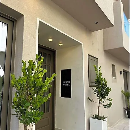 Hotel Lunar Modern Boutique 4*