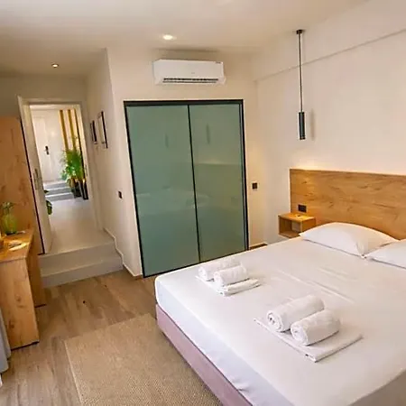 Hotel Lunar Modern Boutique Hersonissos (Crete)
