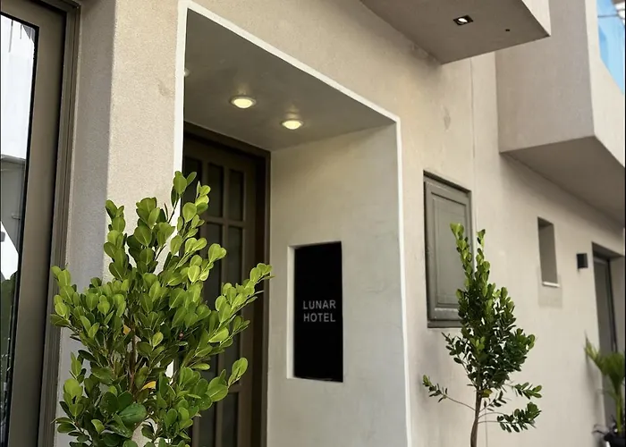 Lunar Modern Boutique 4* 赫索尼索斯