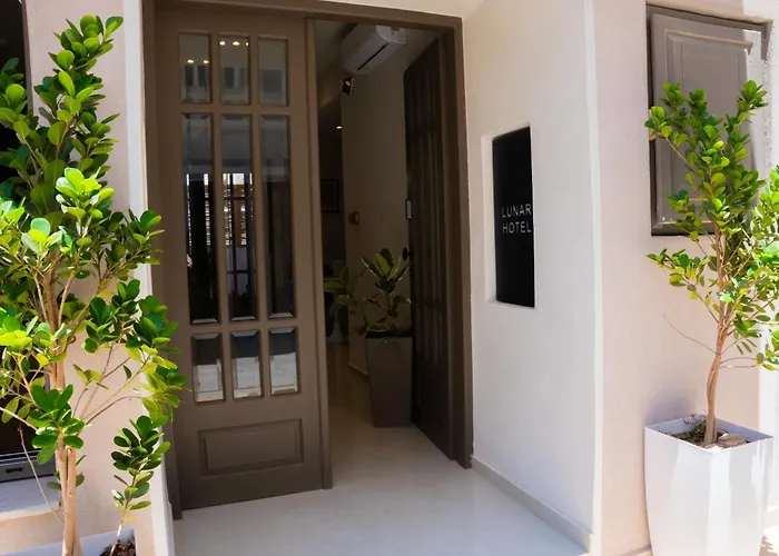 Lunar Modern Boutique Hersonissos (Crete)